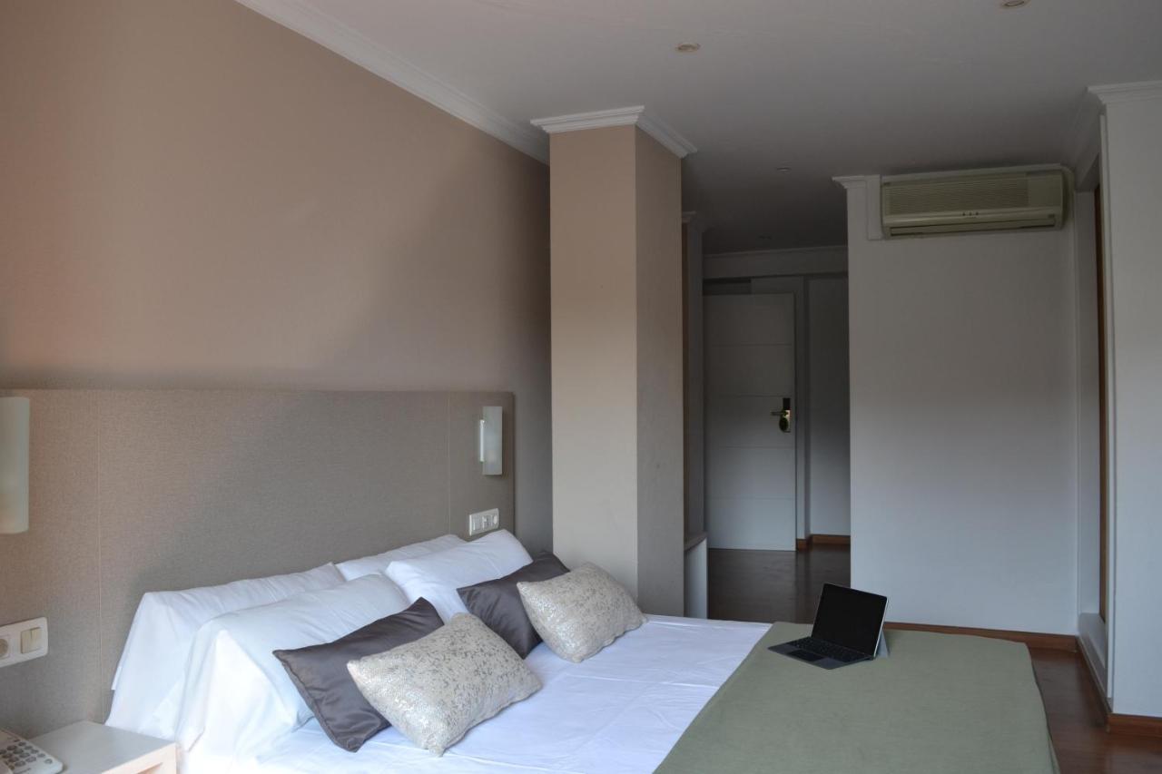 Duerming Villa De Sarria Hotel Dış mekan fotoğraf