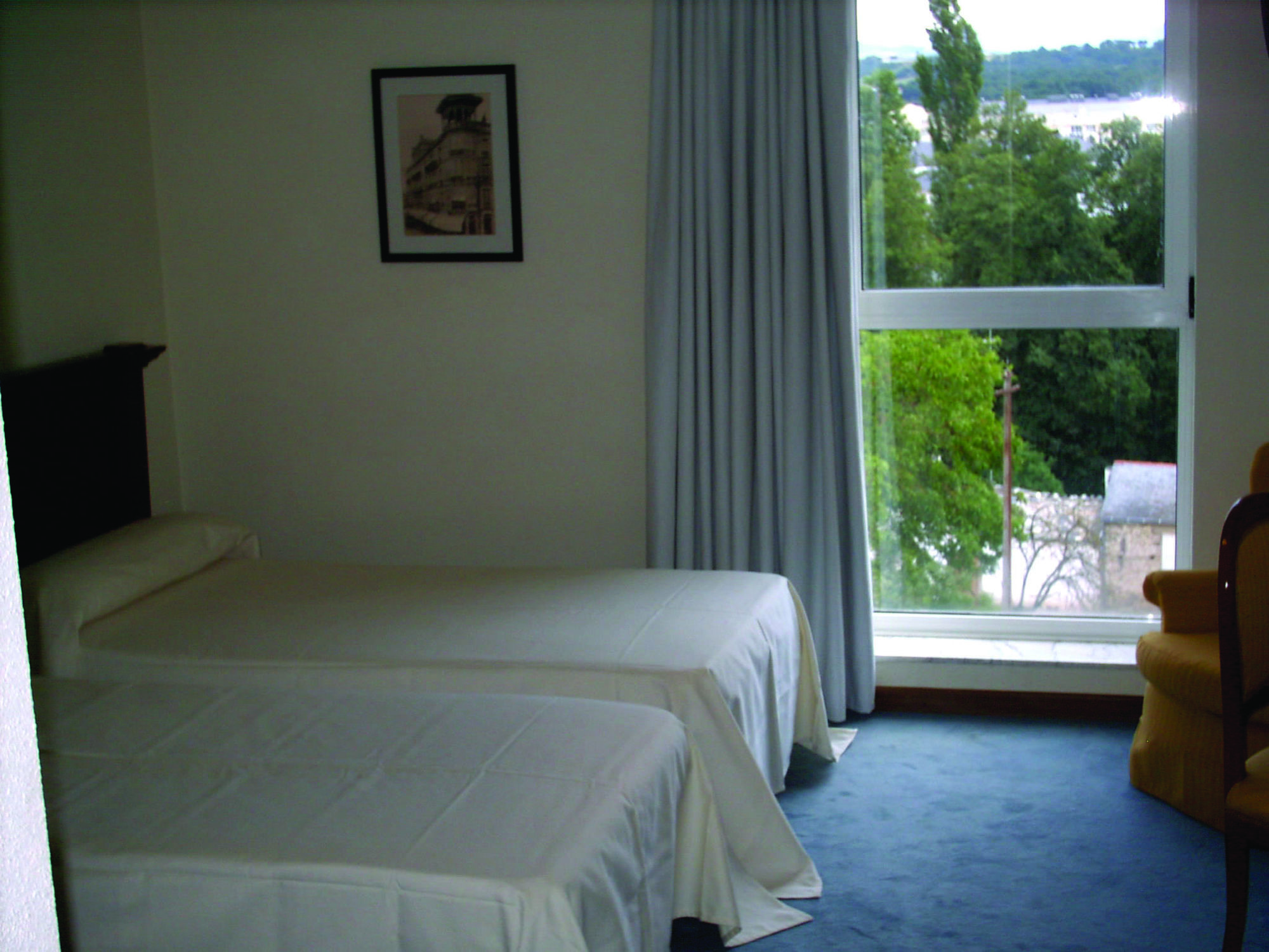 Duerming Villa De Sarria Hotel Oda fotoğraf