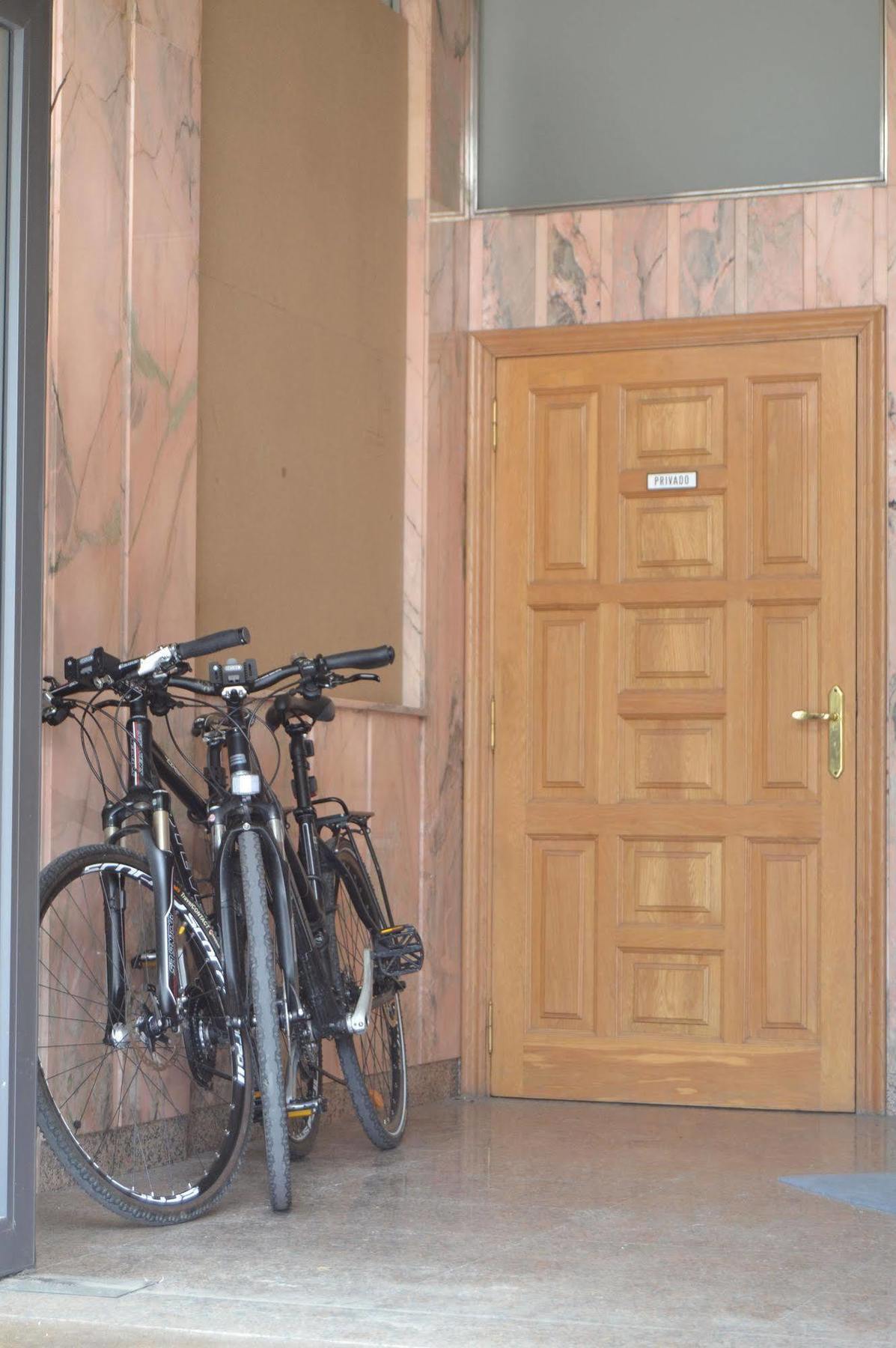 Duerming Villa De Sarria Hotel Dış mekan fotoğraf